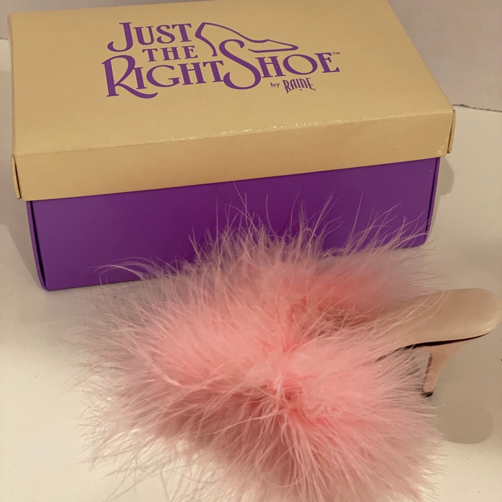 Just The Right Shoe “Va-Va Voom” NIB